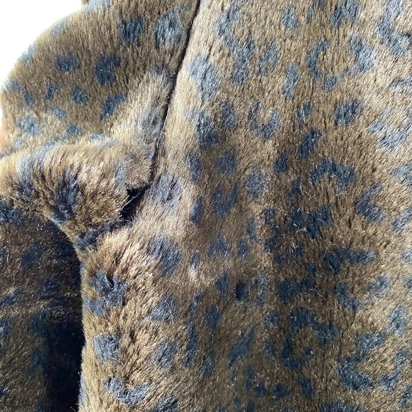 Style VI LTD Faux Fur Vintage Leopard Winter Coat - Picture 11 of 11